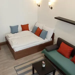 osvat-apartments.inbudapesthotels.com/