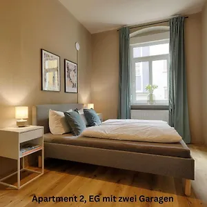 botanical-velvet-apartment-with-sunny-balcony.com-bavaria.com/
